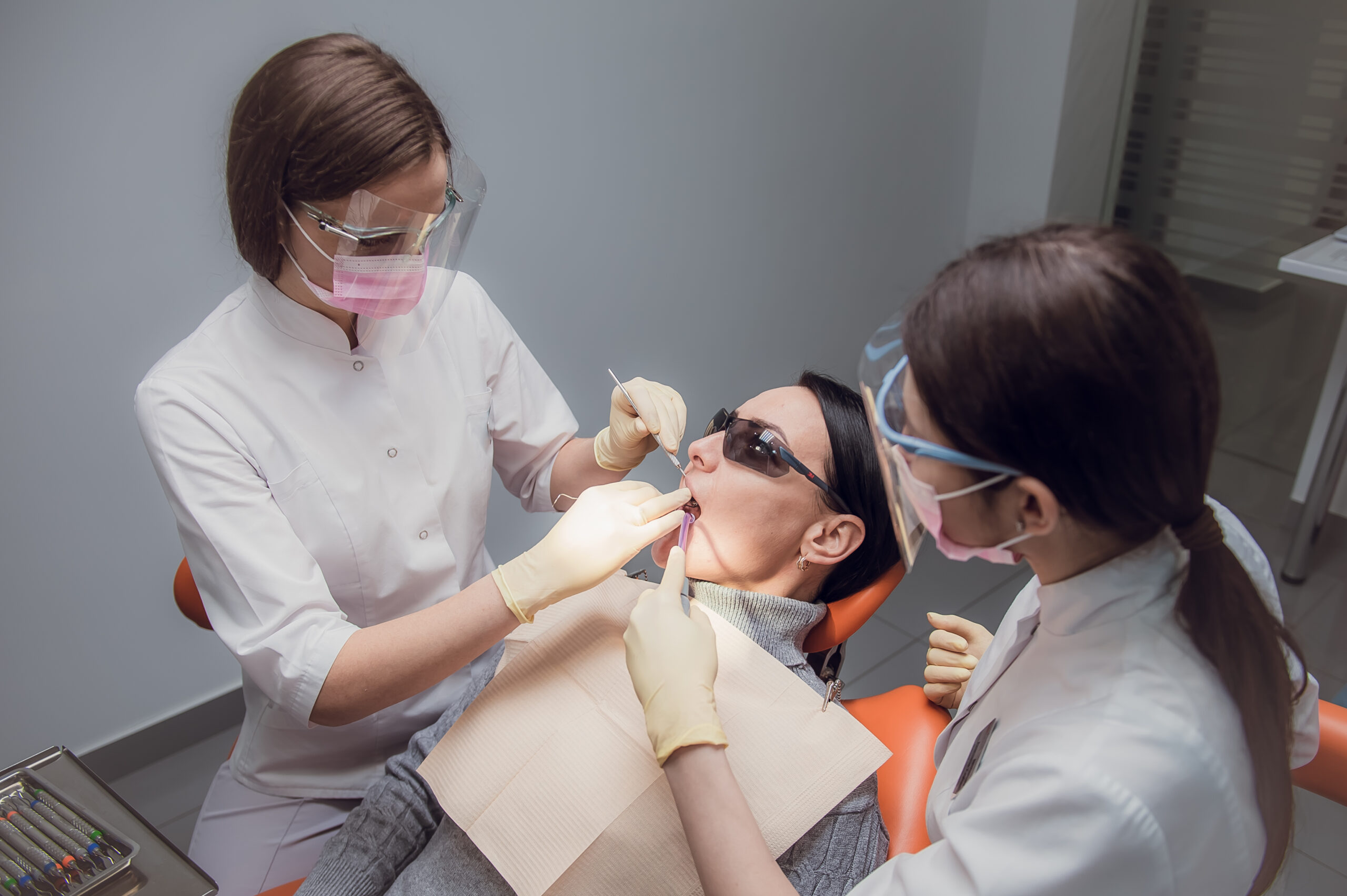 Examination at the Perio Center periodontal center in Lviv, Ukraine